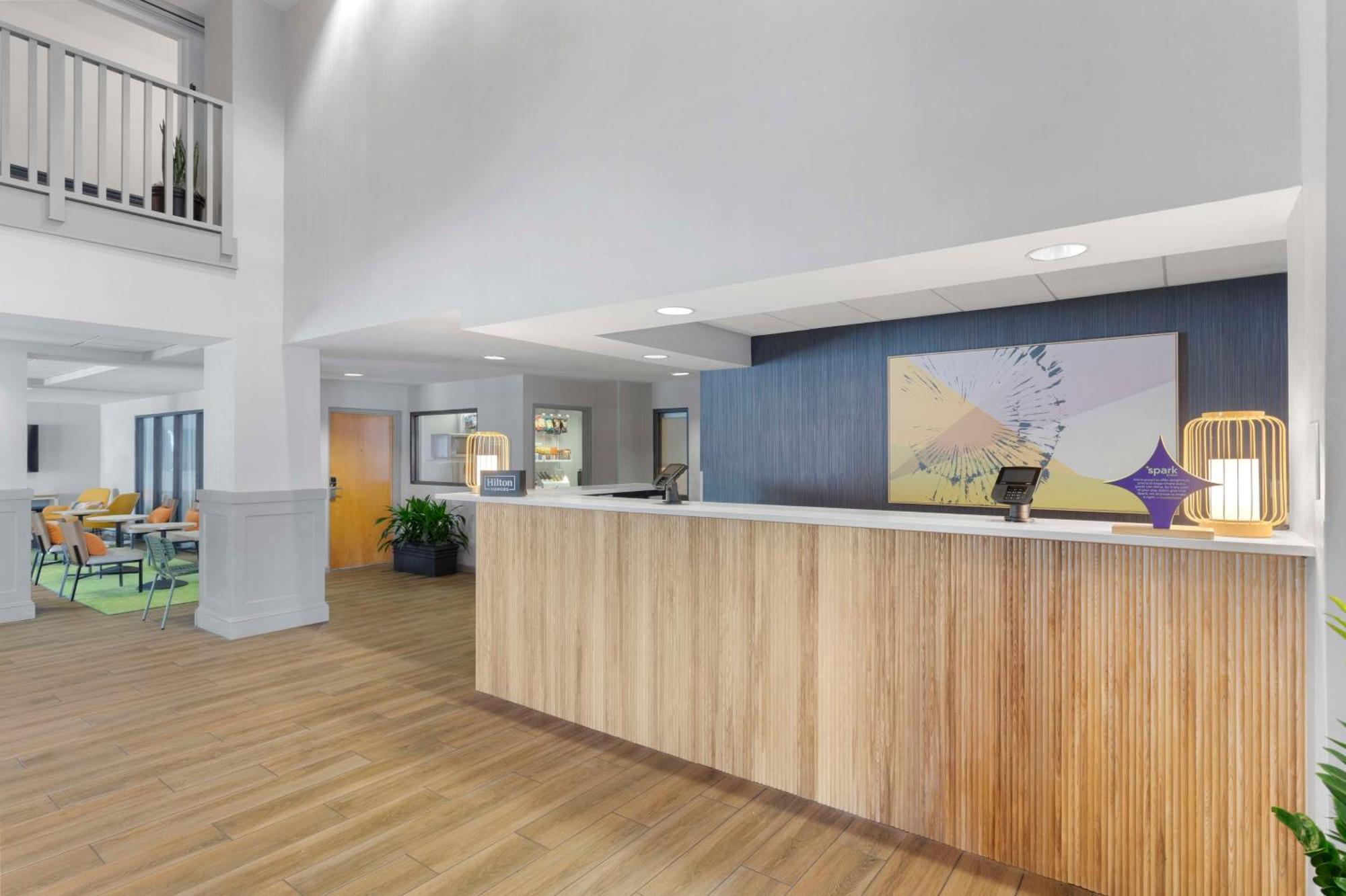 Spark By Hilton Greensboro Eksteriør billede