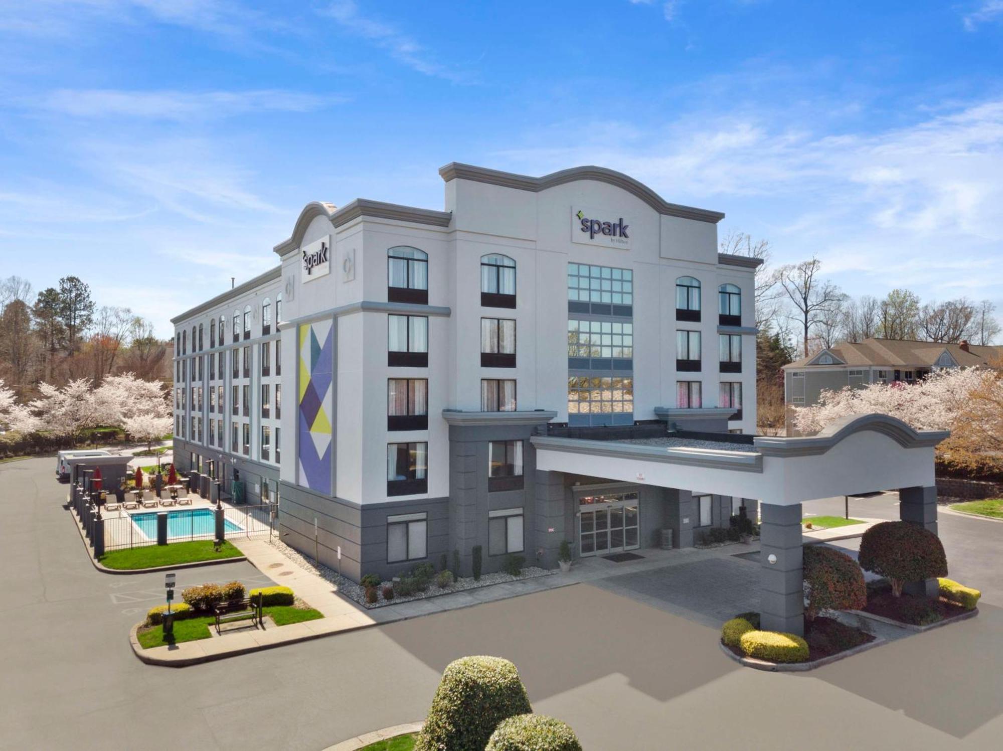 Spark By Hilton Greensboro Eksteriør billede
