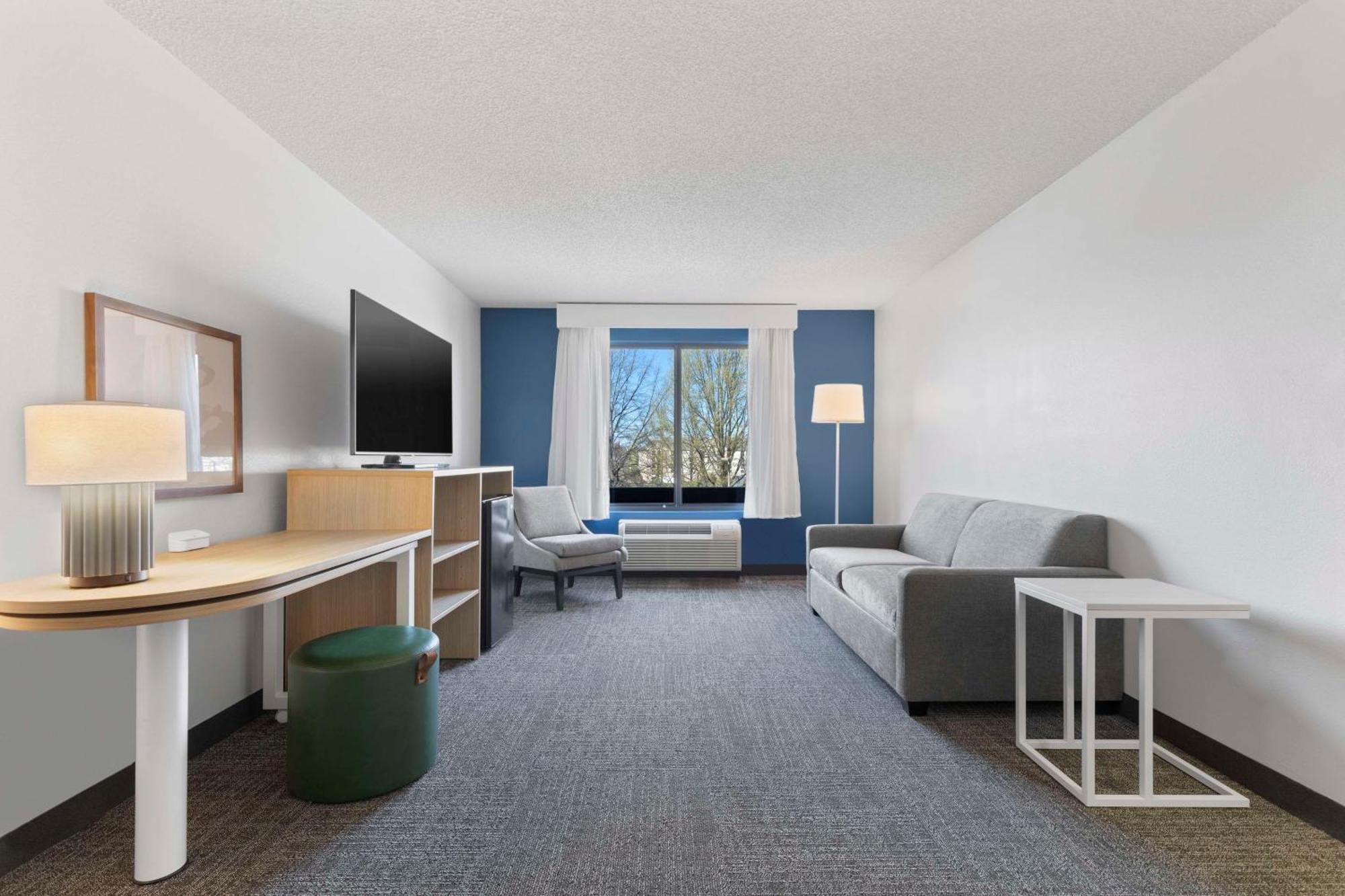 Spark By Hilton Greensboro Eksteriør billede