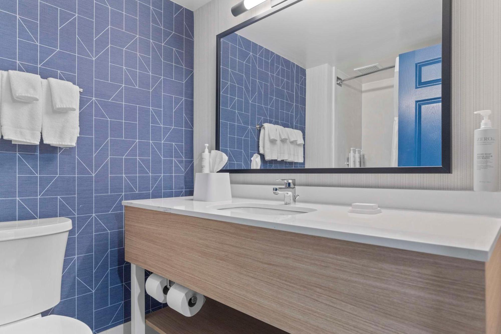 Spark By Hilton Greensboro Eksteriør billede