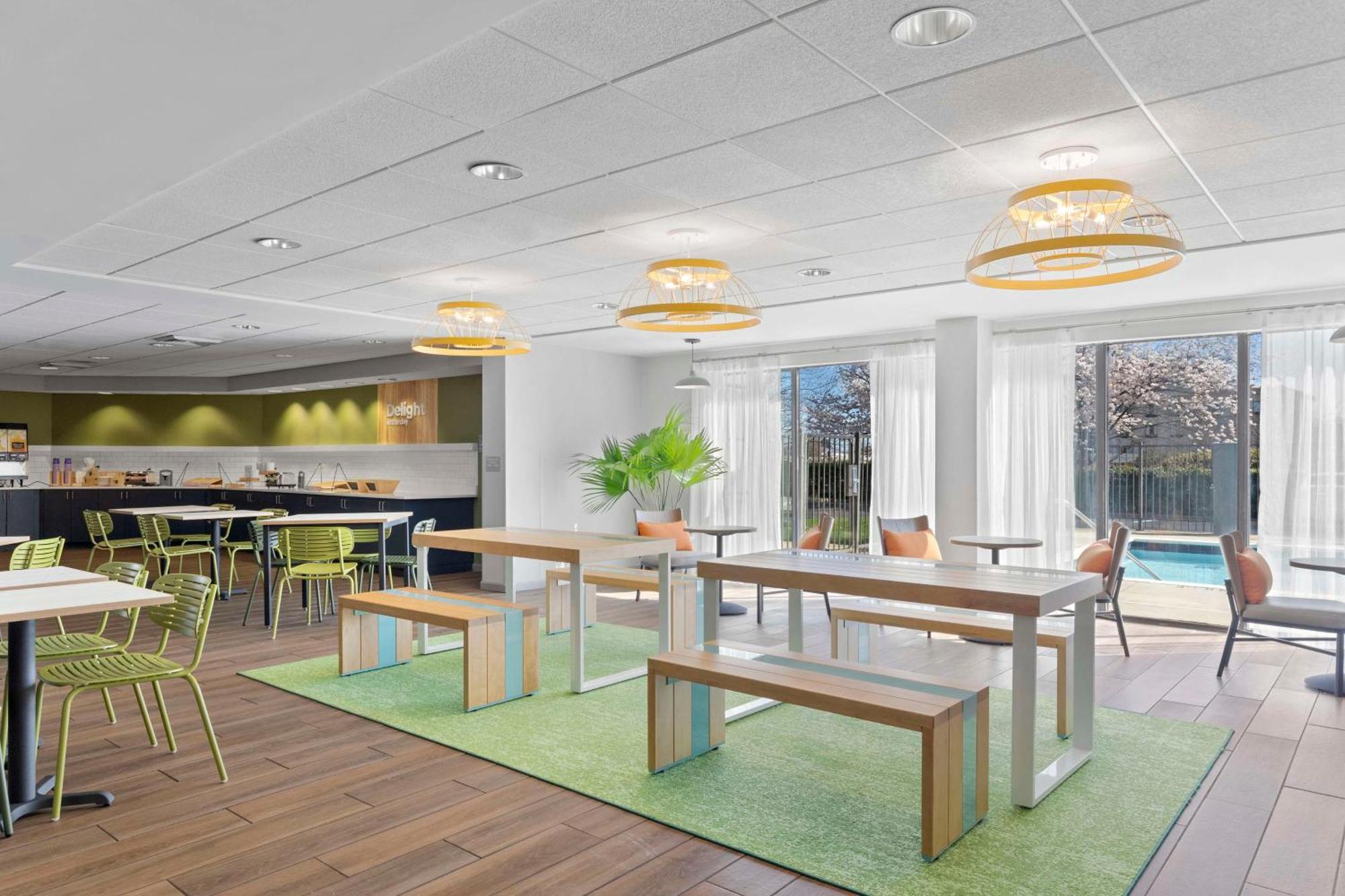 Spark By Hilton Greensboro Eksteriør billede